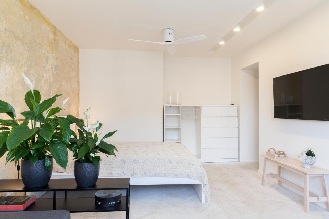 Uni Apartament Łódź Dış mekan fotoğraf