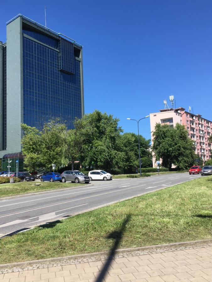 Uni Apartament Łódź Dış mekan fotoğraf